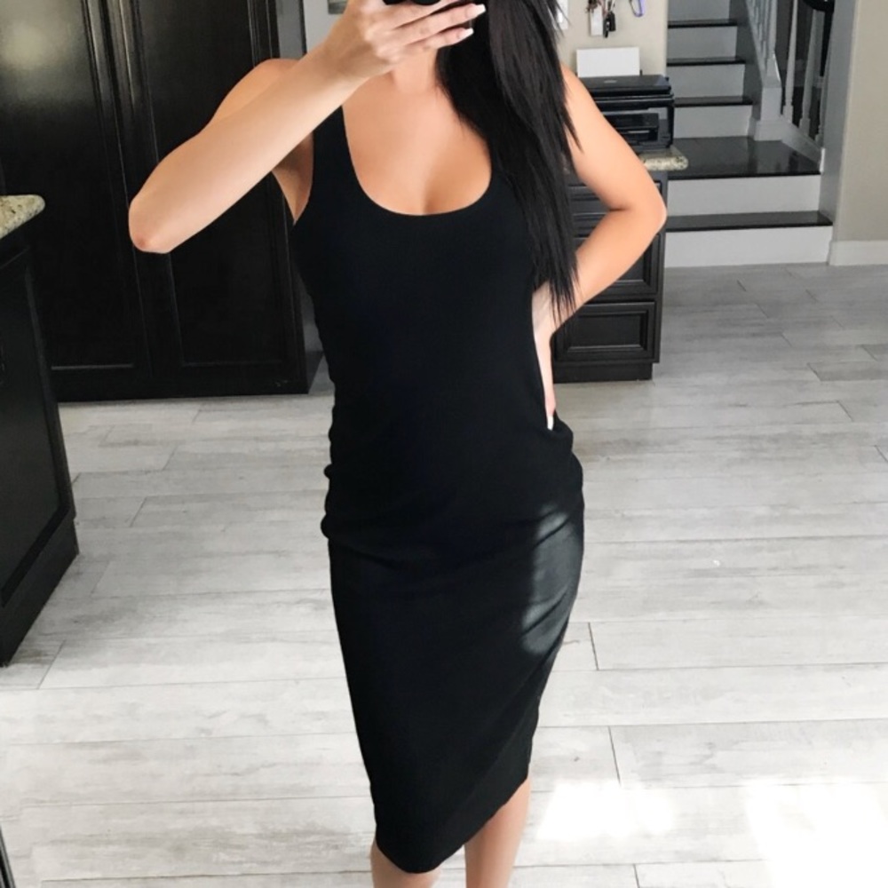 • RP • Mysisterskloset Black Midi Dress M
